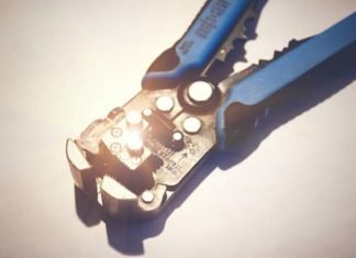 The Essential Tool Every Electrician Needs is the Crimping Tool