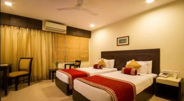 Benefits of Two Bedroom Suite Hotels for Traveling with Friends or Colleagues