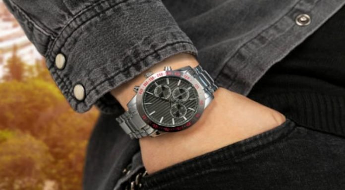 Features Of the Omega Moonwatch Speedmaster