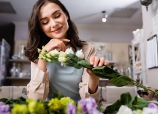 The Creative Genius of Nearby Florists Transforms Your World