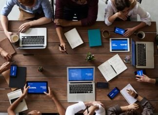 4 Reasons Your Business Needs an Outsourced Sales Team